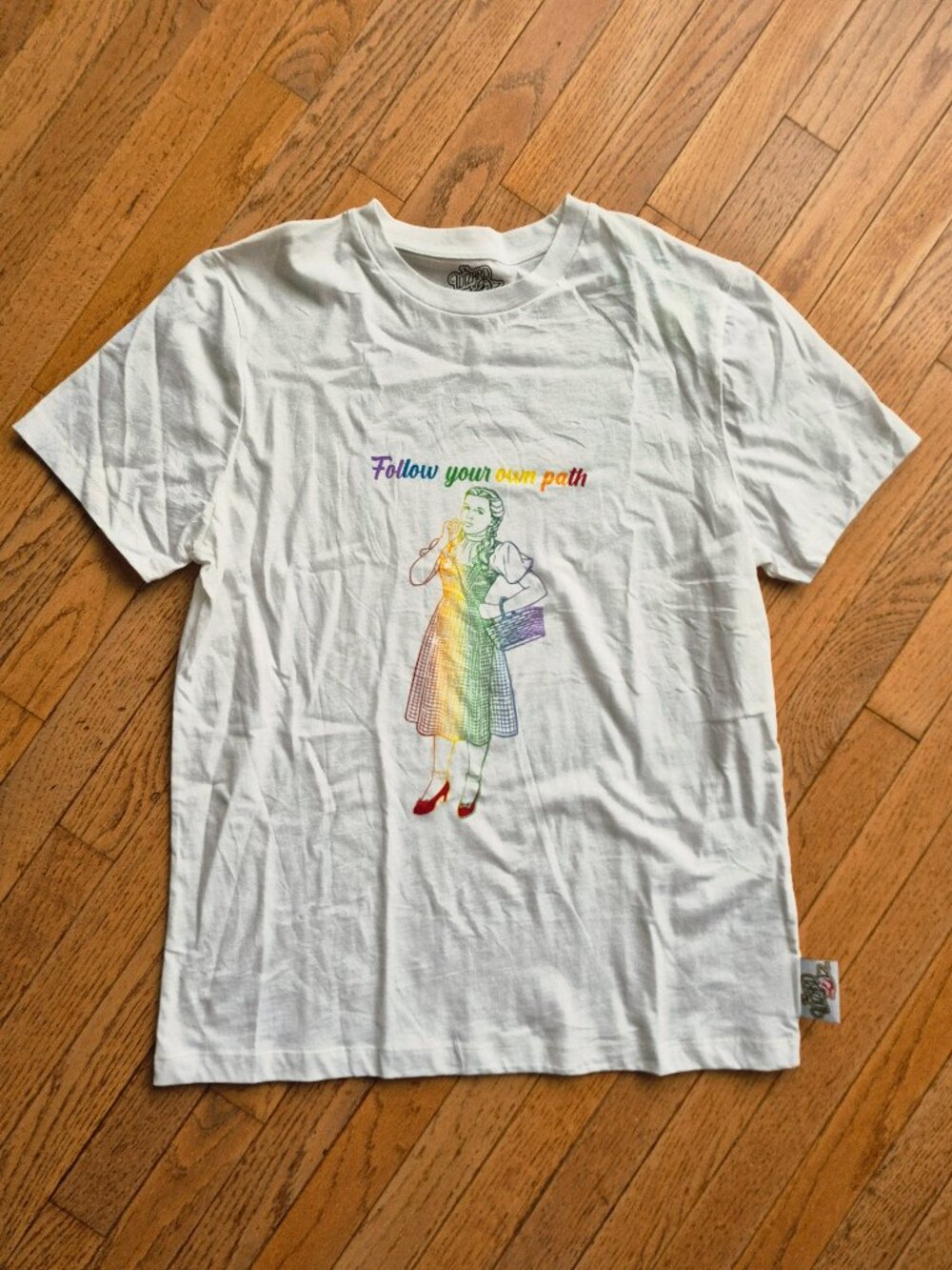 The Wizard of Oz Dorothy Pride Graphic T-Shirt L Unisex